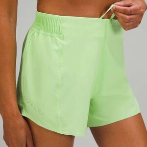 Lululemon Hotty Hot High-Rise Short 4" *Special Edition
Scream Green Light NWT